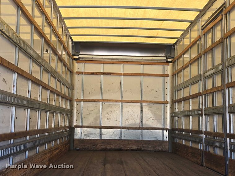 image for item DU2718 2017 Freightliner Business Class M2 box truck