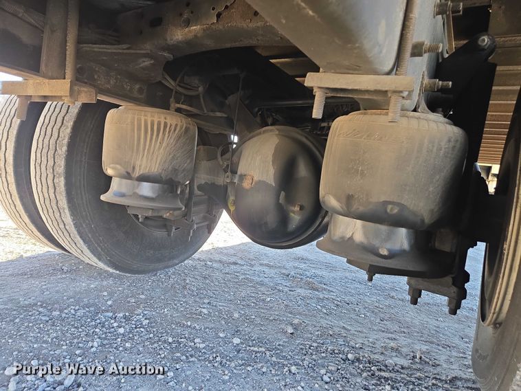 image for item DU2718 2017 Freightliner Business Class M2 box truck