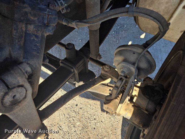 image for item DU2718 2017 Freightliner Business Class M2 box truck