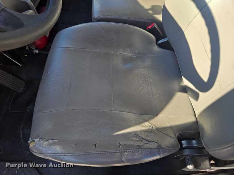 image for item DU2718 2017 Freightliner Business Class M2 box truck