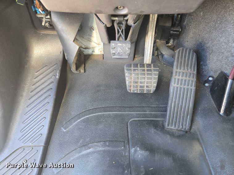 image for item DU2718 2017 Freightliner Business Class M2 box truck