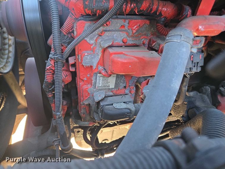 image for item DU2718 2017 Freightliner Business Class M2 box truck