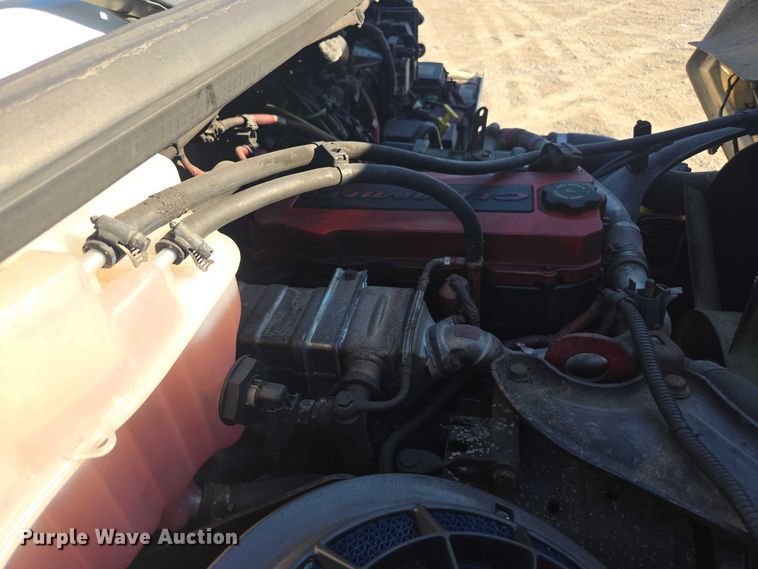 image for item DU2718 2017 Freightliner Business Class M2 box truck