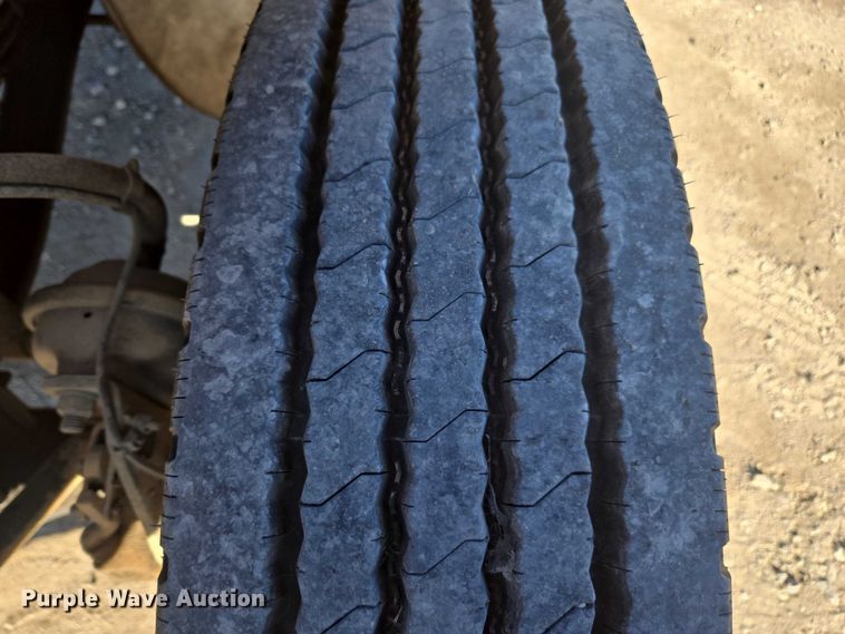 image for item DU2718 2017 Freightliner Business Class M2 box truck