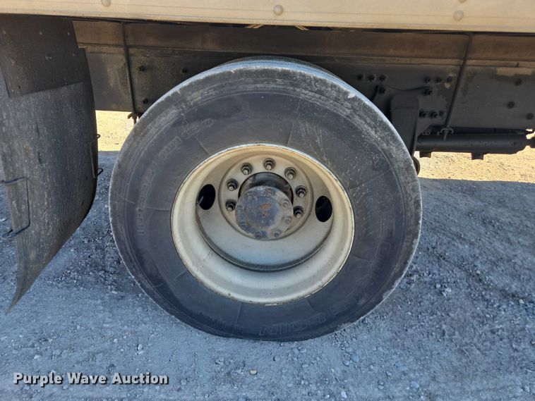 image for item DU2718 2017 Freightliner Business Class M2 box truck