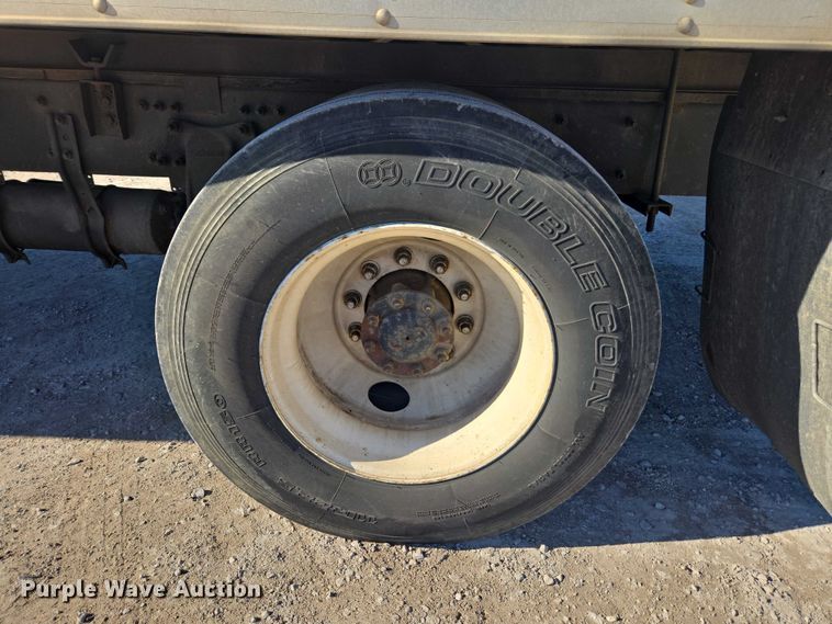 image for item DU2718 2017 Freightliner Business Class M2 box truck