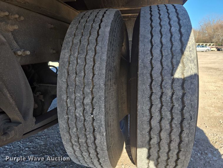 image for item DU2718 2017 Freightliner Business Class M2 box truck