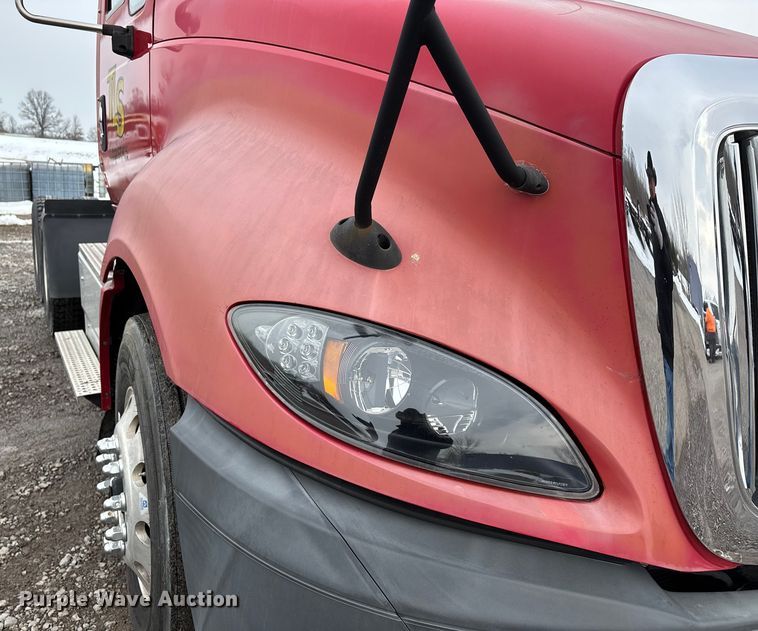 image for item DW7468 2017 International ProStar Plus semi truck