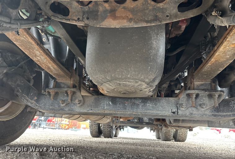 image for item DW7468 2017 International ProStar Plus semi truck