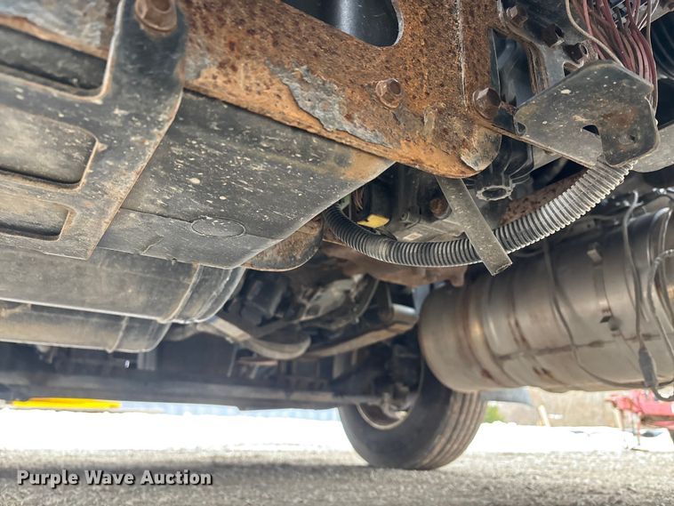 image for item DW7468 2017 International ProStar Plus semi truck