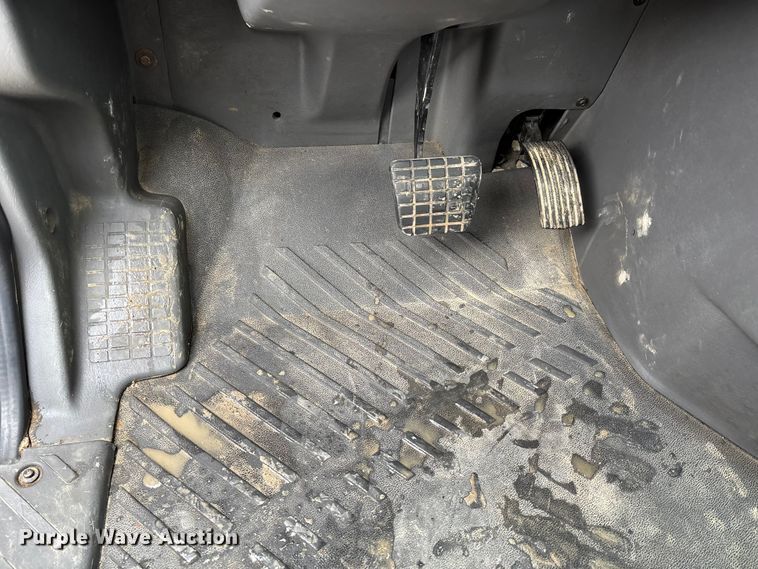 image for item DW7468 2017 International ProStar Plus semi truck