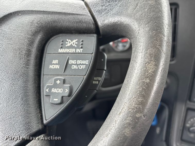 image for item DW7468 2017 International ProStar Plus semi truck