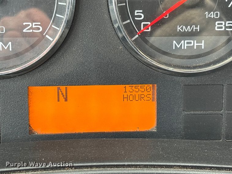 image for item DW7468 2017 International ProStar Plus semi truck