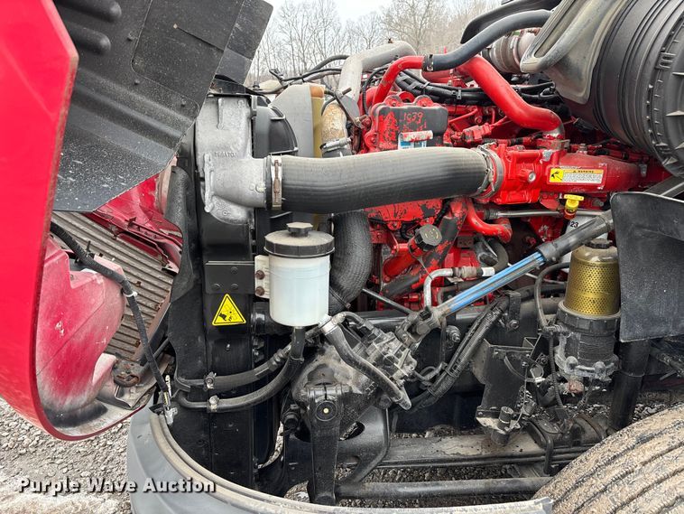 image for item DW7468 2017 International ProStar Plus semi truck