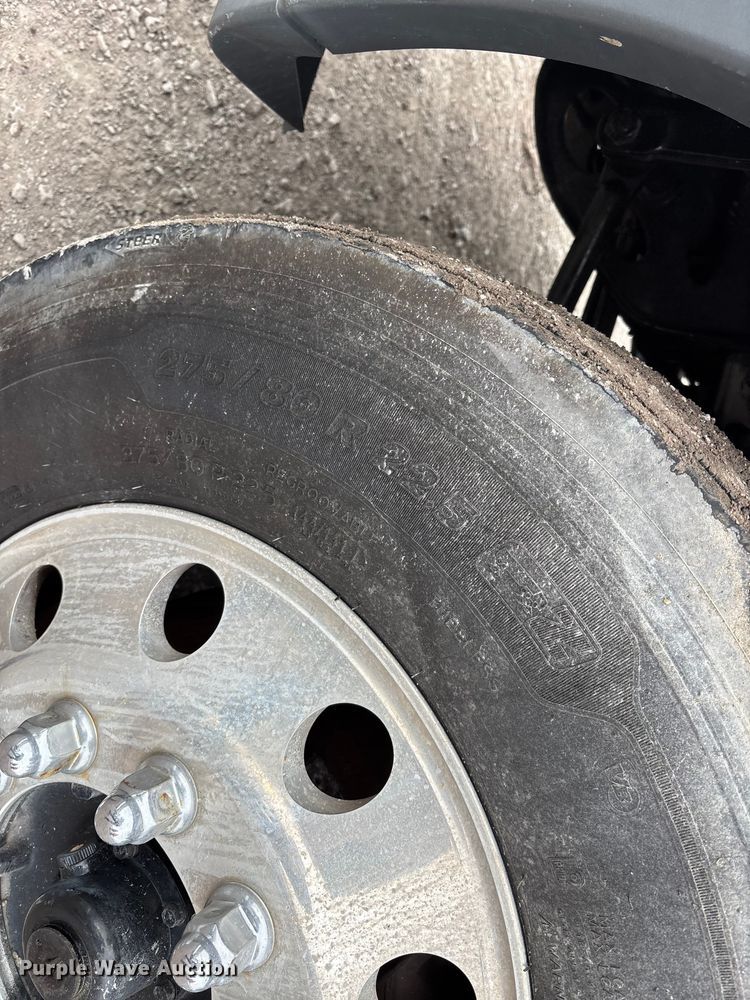 image for item DW7468 2017 International ProStar Plus semi truck