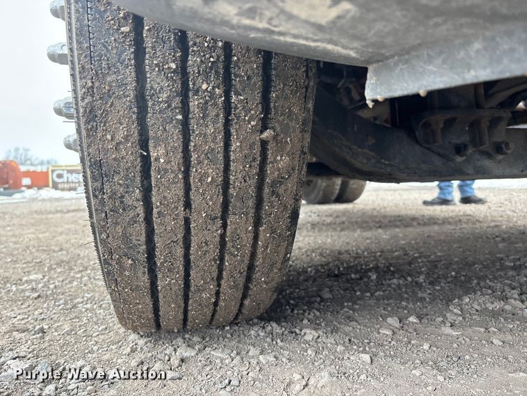 image for item DW7468 2017 International ProStar Plus semi truck