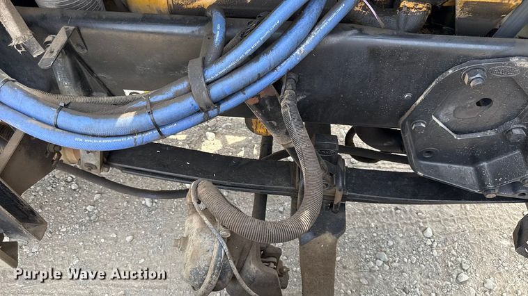 image for item DY8114 2006 Peterbilt 379 semi truck