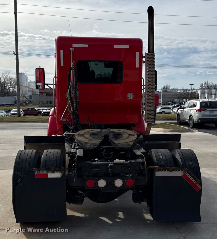 image for item DZ4331 2018 Kenworth T400 semi truck