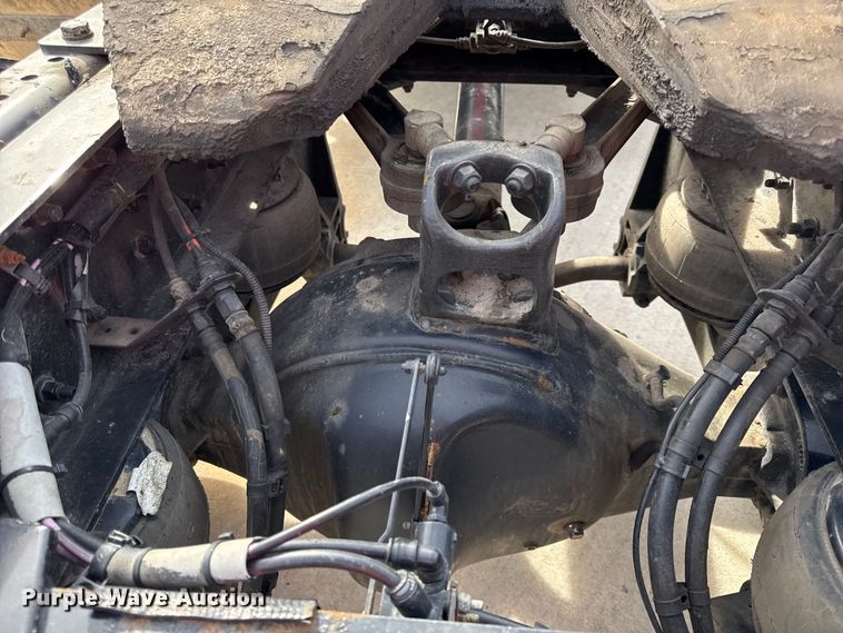 image for item DZ4331 2018 Kenworth T400 semi truck