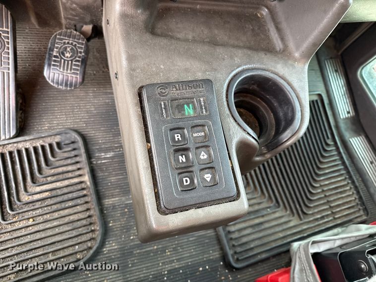 image for item DZ4331 2018 Kenworth T400 semi truck