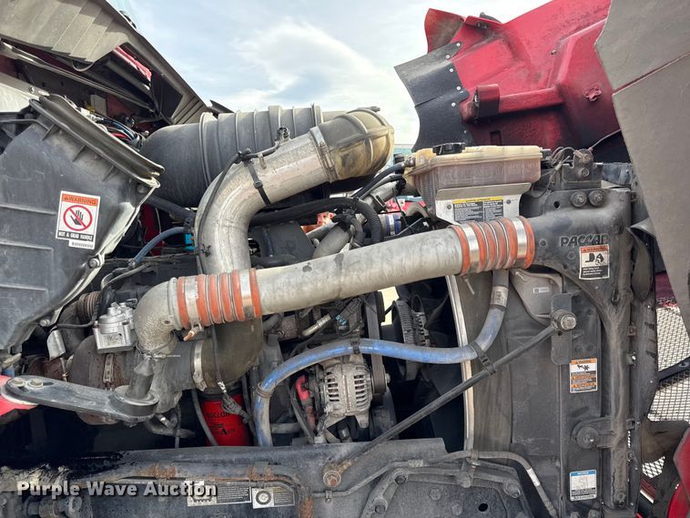 image for item DZ4331 2018 Kenworth T400 semi truck