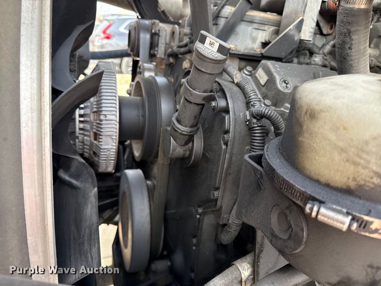 image for item DZ4331 2018 Kenworth T400 semi truck