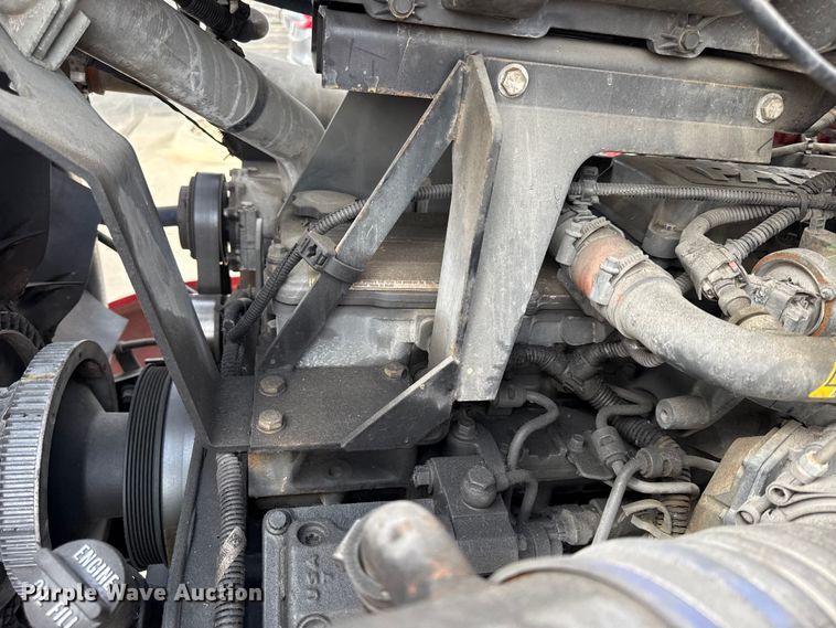 image for item DZ4331 2018 Kenworth T400 semi truck