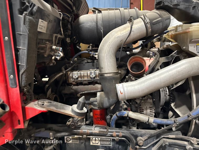 image for item DZ4332 2016 Kenworth T400 semi truck