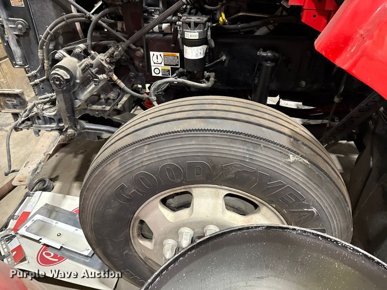 image for item DZ4332 2016 Kenworth T400 semi truck