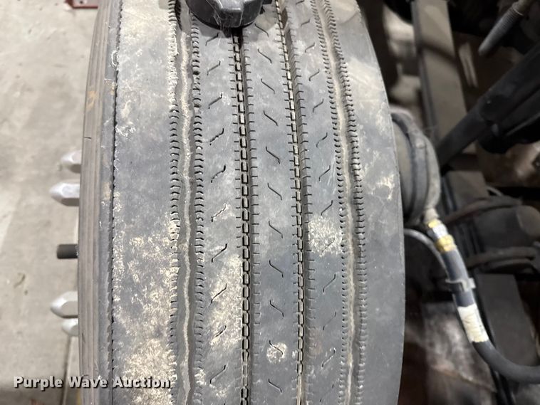 image for item DZ4332 2016 Kenworth T400 semi truck