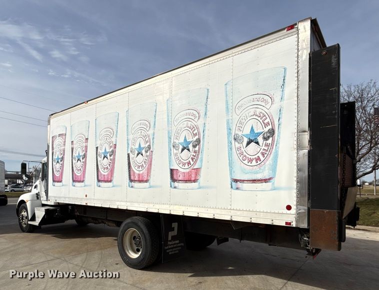 image for item DZ4336 2012 Kenworth refrigerated truck