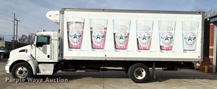image for item DZ4336 2012 Kenworth refrigerated truck