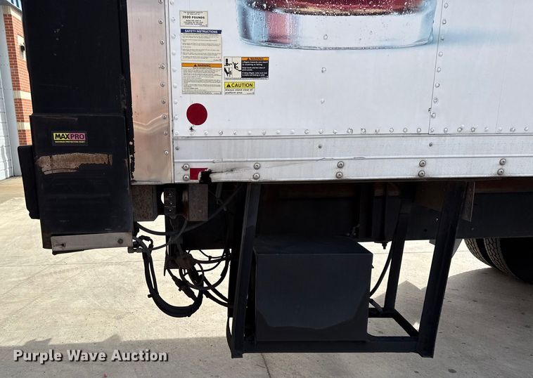 image for item DZ4336 2012 Kenworth refrigerated truck