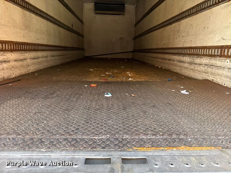 image for item DZ4336 2012 Kenworth refrigerated truck