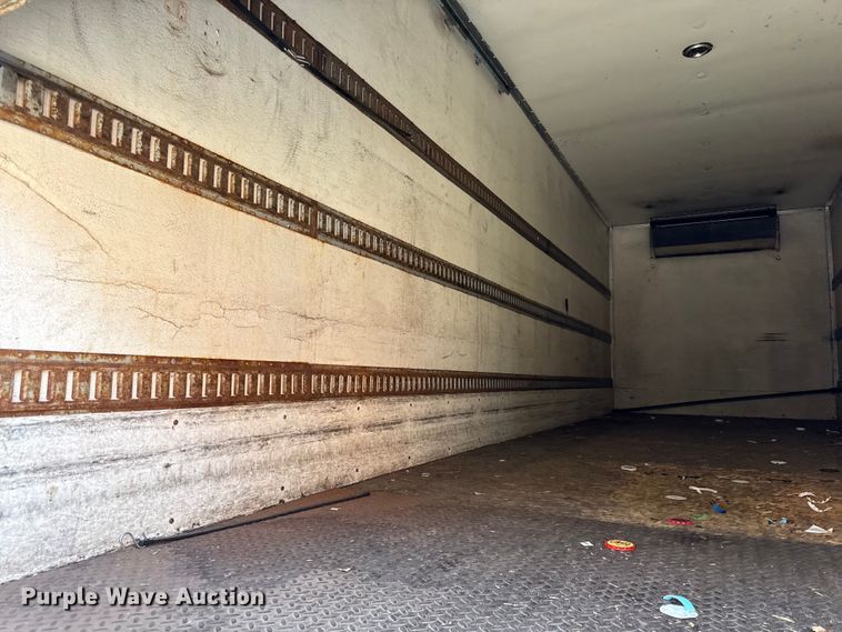 image for item DZ4336 2012 Kenworth refrigerated truck