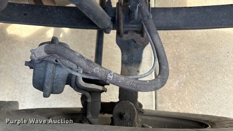 image for item DZ4336 2012 Kenworth refrigerated truck