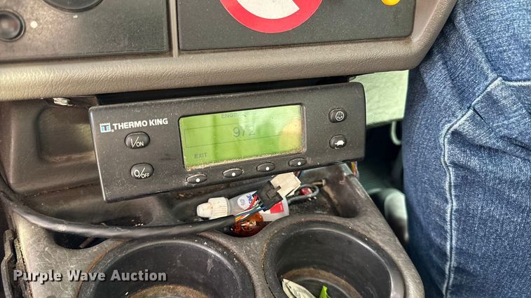 image for item DZ4336 2012 Kenworth refrigerated truck