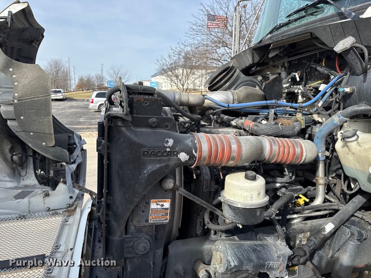 image for item DZ4336 2012 Kenworth refrigerated truck