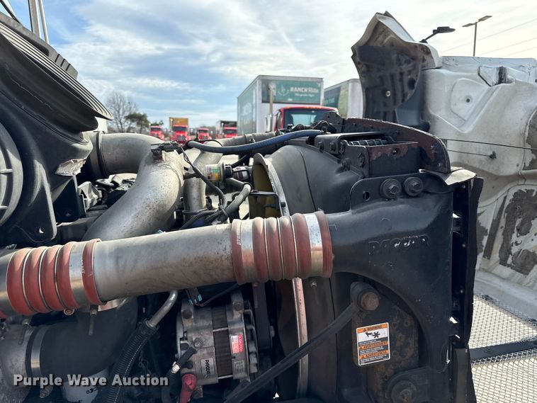 image for item DZ4336 2012 Kenworth refrigerated truck