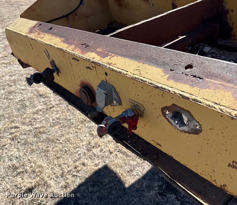 image for item DZ4986 1970 Load King bottom dump trailer