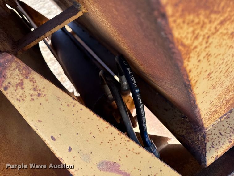 image for item DZ4986 1970 Load King bottom dump trailer