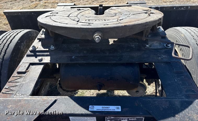 image for item DZ4987 1986 Timpte trailer dolly