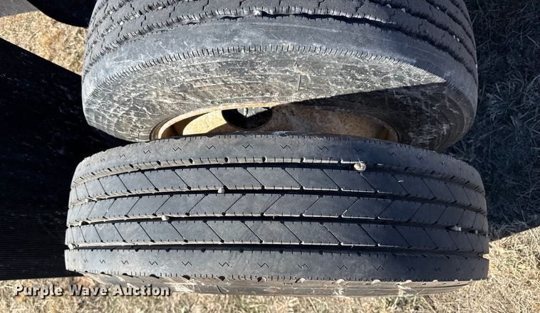 image for item DZ4987 1986 Timpte trailer dolly