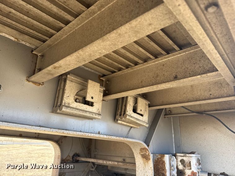 image for item DZ5022 2016 Doonan drop deck trailer