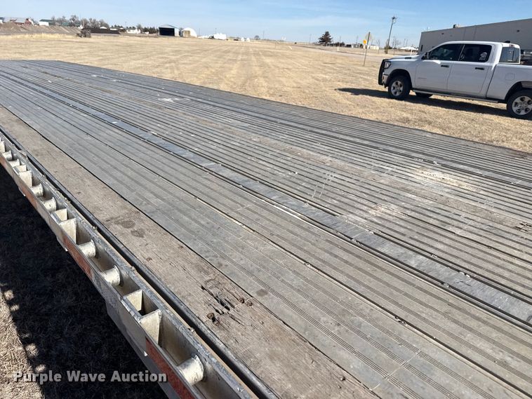 image for item DZ5022 2016 Doonan drop deck trailer