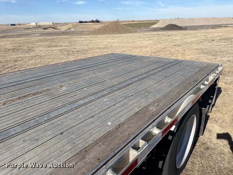 image for item DZ5022 2016 Doonan drop deck trailer