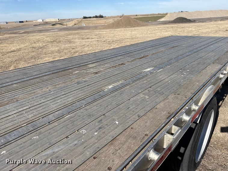 image for item DZ5022 2016 Doonan drop deck trailer