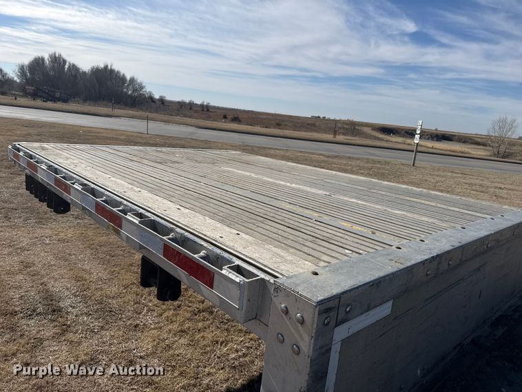 image for item DZ5022 2016 Doonan drop deck trailer