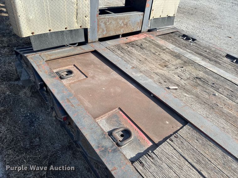 image for item EA2322 2008 X-L Specialized Trailers Inc XL60 lowboy equipment trailer