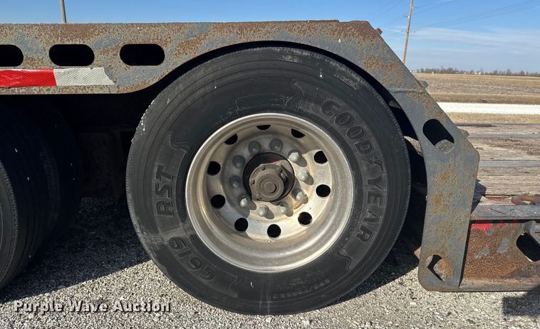 image for item EA2322 2008 X-L Specialized Trailers Inc XL60 lowboy equipment trailer